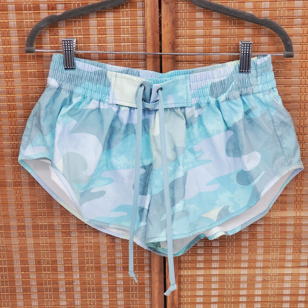 ◇ FP Movement Free People The Way Home Camo Shorts Blue Aqua Size Small